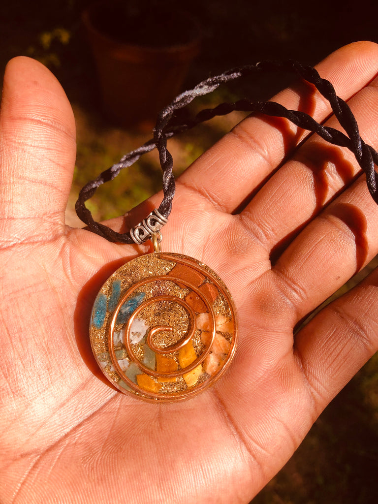 7 Chakra Orgonite Pendent